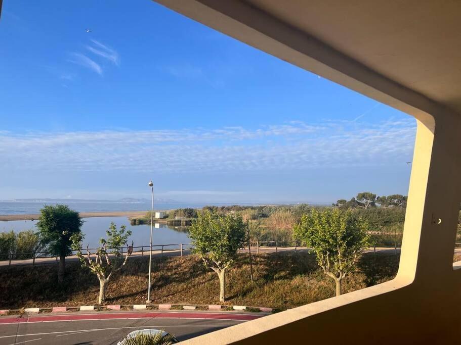 אמפוריבראבה 3Apartamento De Tres Habitaciones מראה חיצוני תמונה